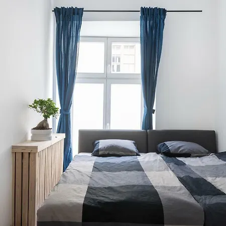 Tomasza 20 140m2 Lägenhet *