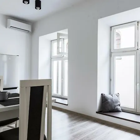 Apartament Tomasza 20 140m2 *